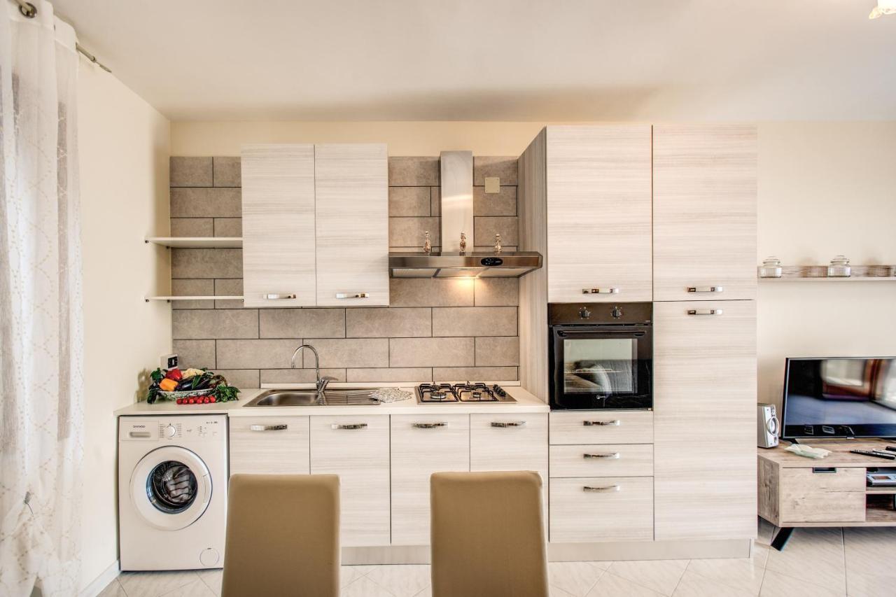Magdalene'S House - Sea View Terrace Apartment มัสซาลูเบรนเซ ภายนอก รูปภาพ