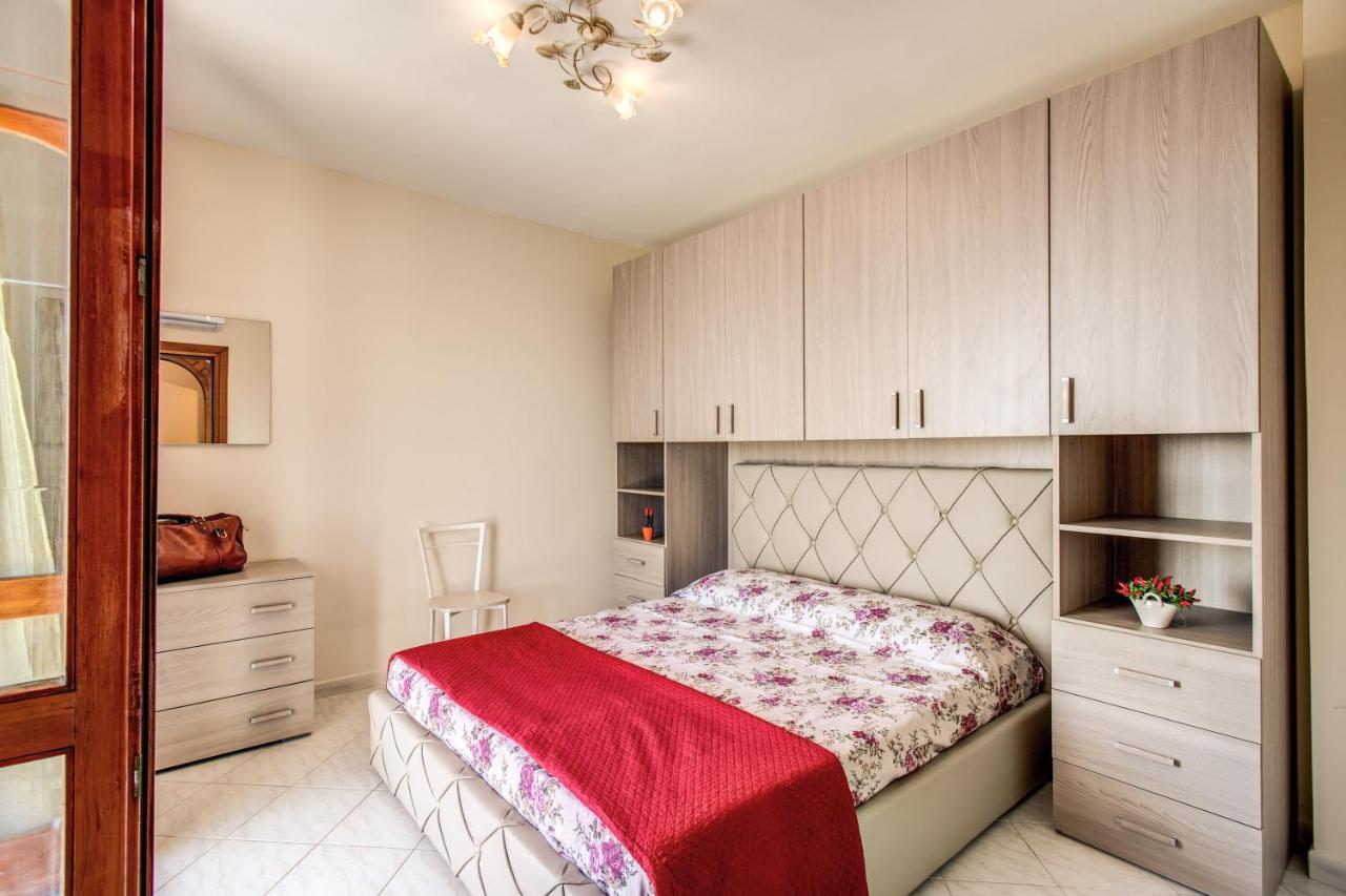 Magdalene'S House - Sea View Terrace Apartment มัสซาลูเบรนเซ ภายนอก รูปภาพ