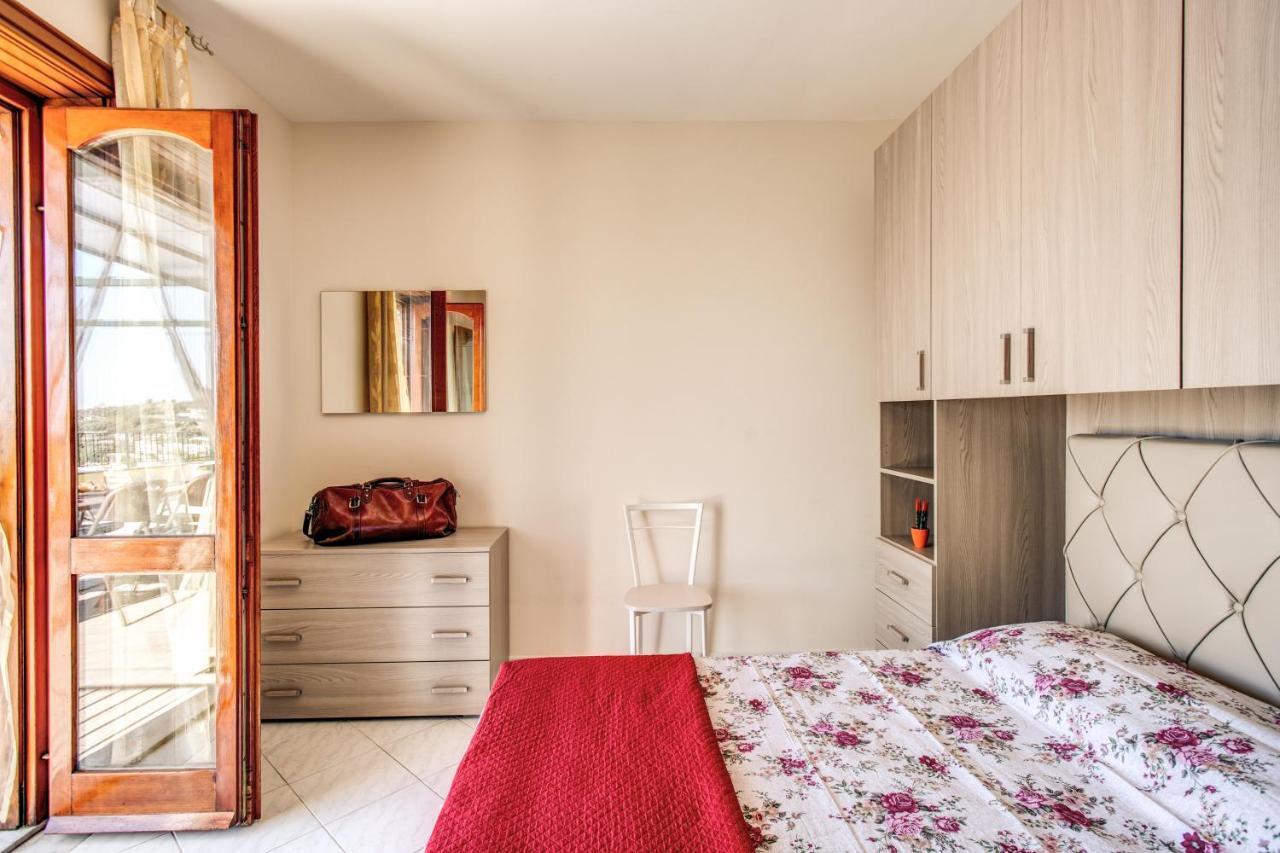 Magdalene'S House - Sea View Terrace Apartment มัสซาลูเบรนเซ ภายนอก รูปภาพ