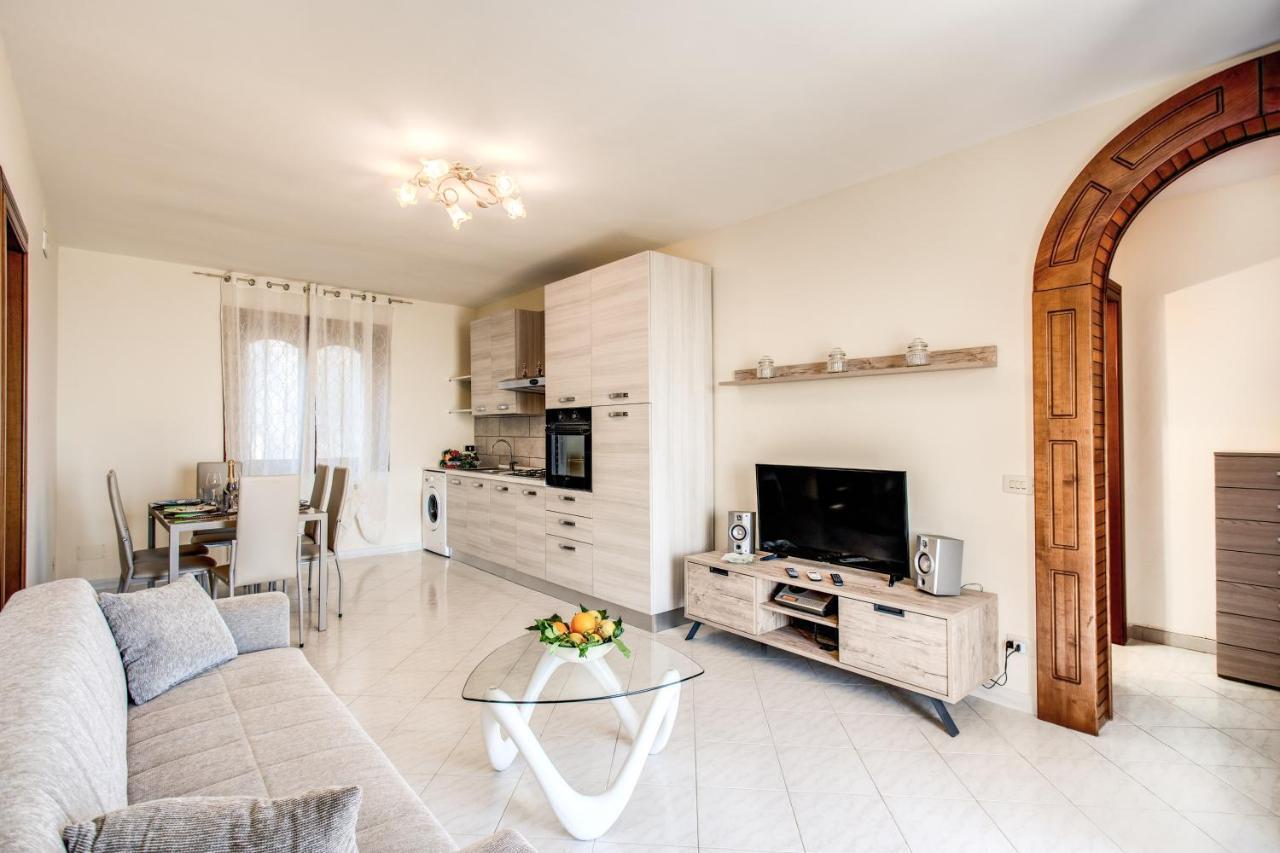 Magdalene'S House - Sea View Terrace Apartment มัสซาลูเบรนเซ ภายนอก รูปภาพ